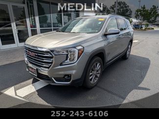 Used 2023 GMC Terrain SLT w/ Tech Package AWD/4WD video 1