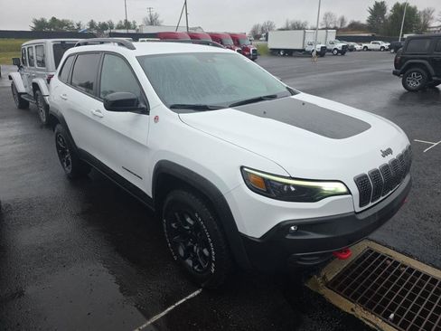 Used 2022 Jeep Cherokee Trailhawk w/ Trailer Tow Group image 2
