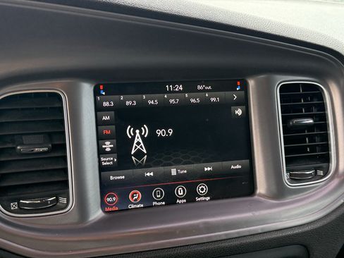 Used 2023 Dodge Charger SXT RWD image 20