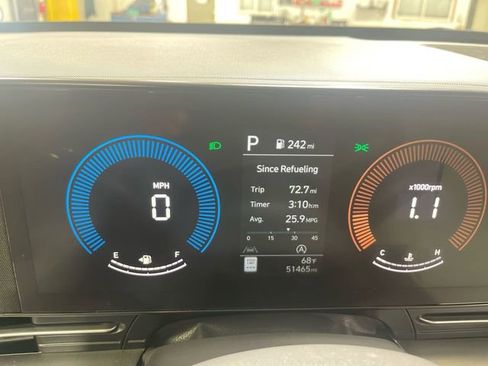 Used 2025 Hyundai Kona SE AWD/4WD image 15