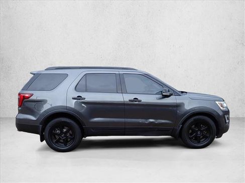 Used 2017 Ford Explorer Sport w/ Equipment Group 401A AWD/4WD image 9