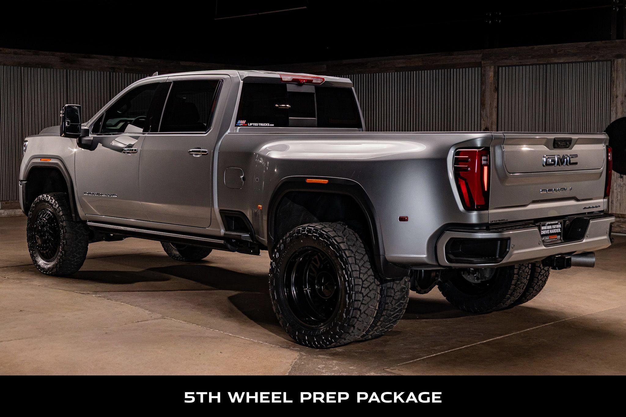 Used 2026 GMC Sierra 3500 Denali w/ Denali Reserve Package AWD/4WD image 7