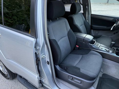 Used 2007 Toyota 4Runner Sport image 11