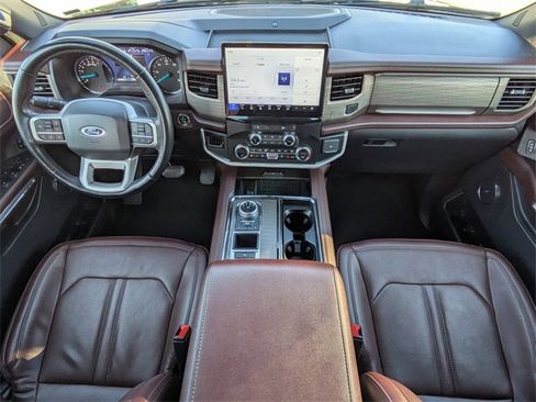 Used 2024 Ford Expedition Max Limited image 16