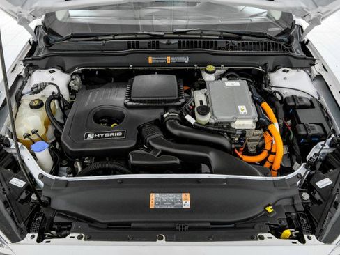 Used 2020 Ford Fusion SEL FWD image 52