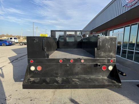 Used 2011 Chevrolet Silverado 3500 W/T image 6