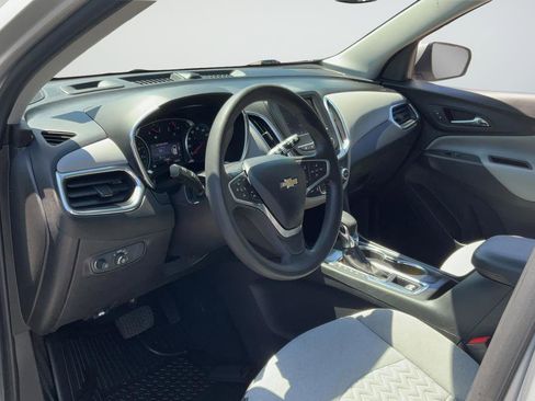 Certified 2022 Chevrolet Equinox LT FWD image 24