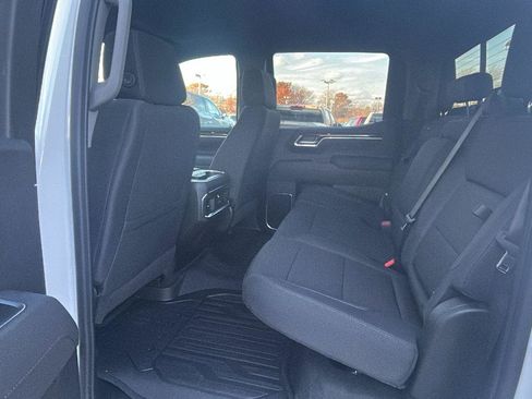 New 2026 GMC Sierra 1500 Elevation image 32