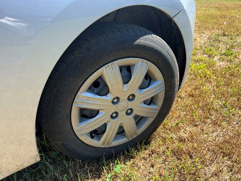 Used 2022 Kia Rio LX image 6