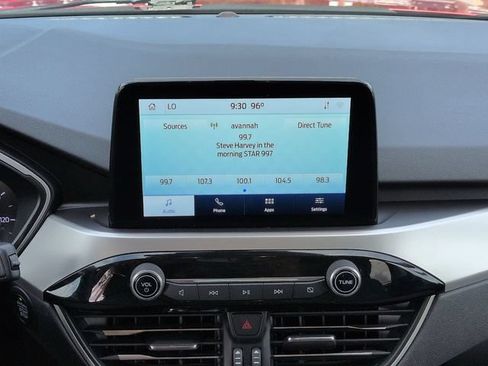 Used 2020 Ford Escape SE FWD image 18