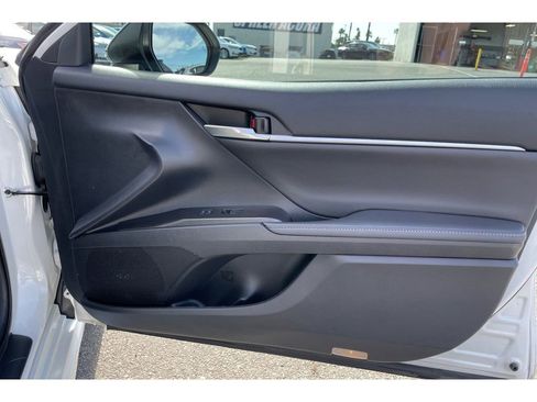 Used 2021 Toyota Camry XSE w/ Carpet Mat Package (TMS) image 19
