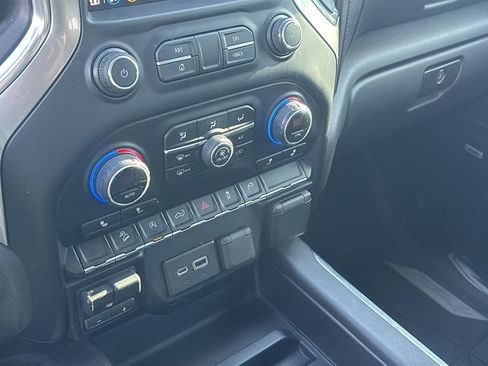 Used 2019 Chevrolet Silverado 1500 LT Trail Boss image 20