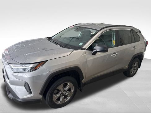 Used 2023 Toyota RAV4 LE image 2