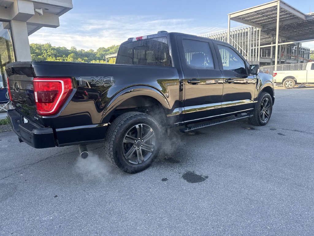 Used 2022 Ford F150 XLT w/ Equipment Group 302A High AWD/4WD image 4