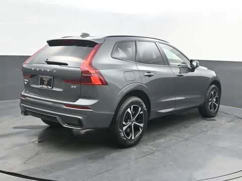 New 2026 Volvo XC60 B5 Core AWD/4WD image 7