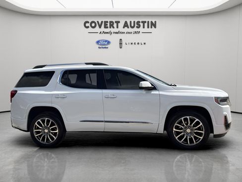 Used 2023 GMC Acadia Denali image 6