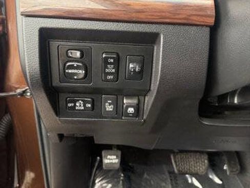 Used 2014 Toyota Tundra Limited w/ Limited Premium Package AWD/4WD image 16