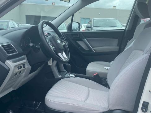Used 2018 Subaru Forester 2.5i w/ Alloy Wheel Package image 12