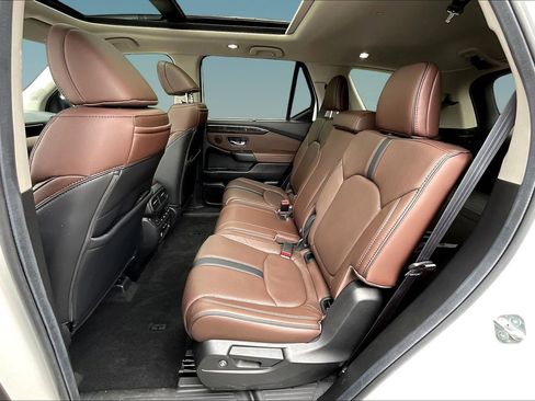 Used 2025 Honda Pilot Elite image 22