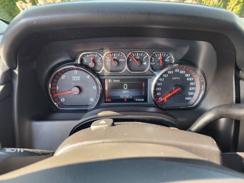 Used 2016 GMC Yukon SLE w/ Convenience Package image 32