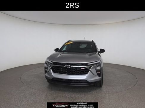 Used 2024 Chevrolet Trax RS w/ Driver Confidence Package FWD image 32