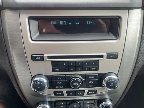 Used 2012 Ford Fusion SE FWD image 18