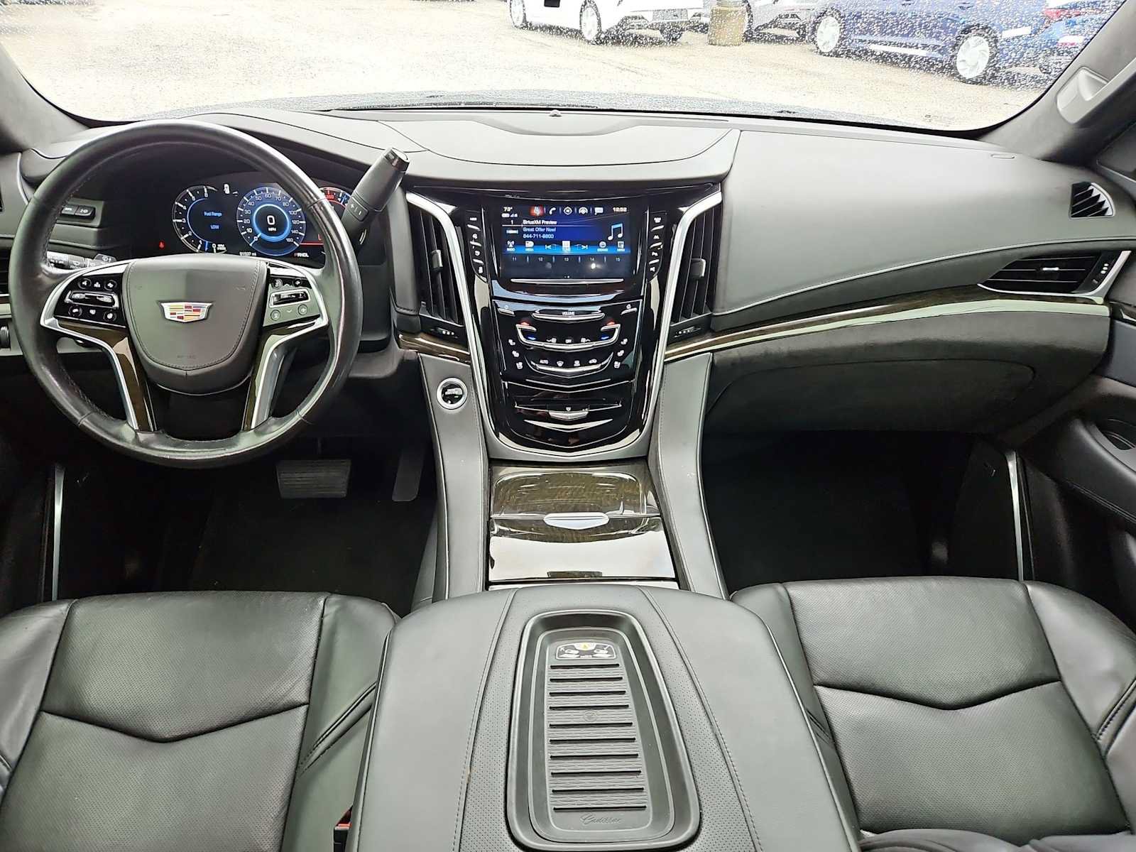 Used 2020 Cadillac Escalade ESV Platinum w/ Escalade Sport Edition AWD/4WD image 13