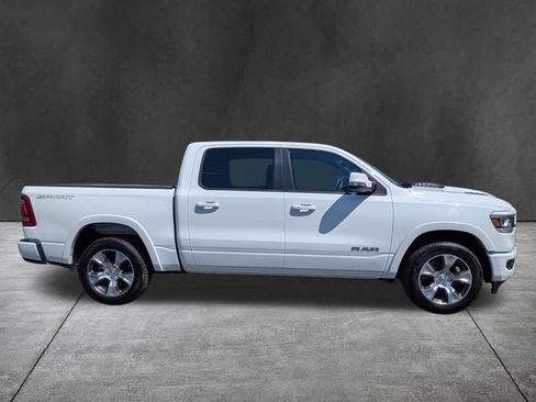 Used 2022 RAM 1500 Laramie AWD/4WD image 2