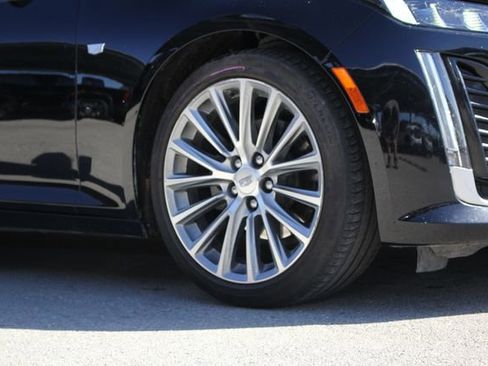 Used 2020 Cadillac CT5 Premium Luxury image 3