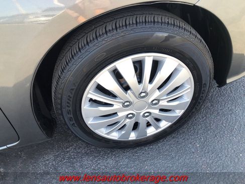 Used 2013 Honda Fit image 24