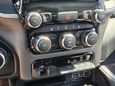 Used 2021 RAM 1500 Big Horn AWD/4WD image 23