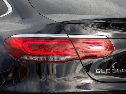 Used 2021 Mercedes-Benz GLC 300 4MATIC Coupe image 8