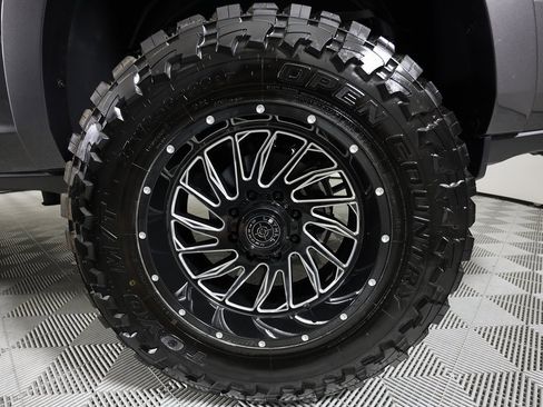 Used 2024 RAM 2500 Limited image 45