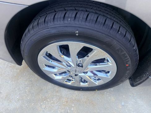 Used 2019 Nissan Sentra SV image 30