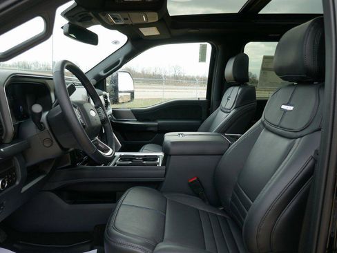 New 2026 Ford F250 Platinum image 15