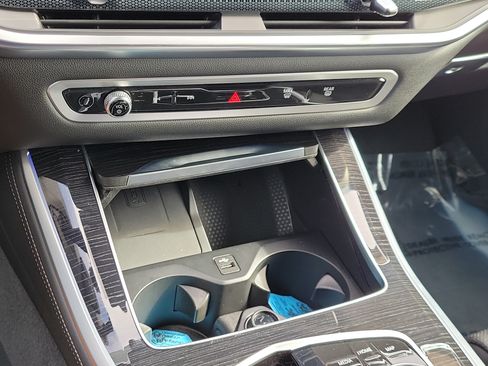 Used 2024 BMW X5 sDrive40i w/ M Sport Package RWD image 25