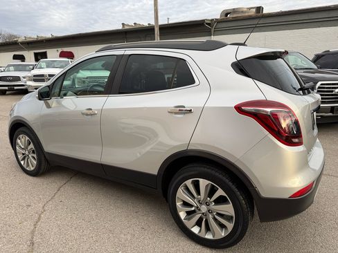 Used 2017 Buick Encore Preferred image 5
