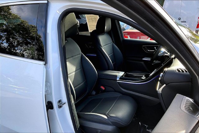 Used 2026 Mercedes-Benz GLC 300 4MATIC image 7