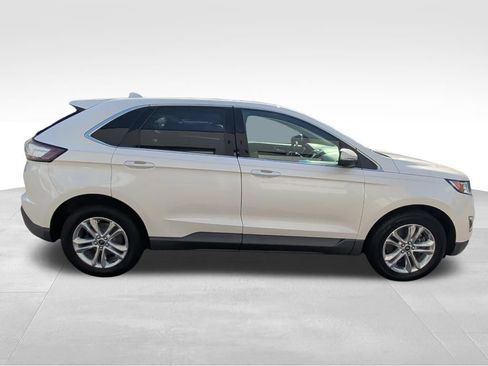 Used 2017 Ford Edge SEL w/ Equipment Group 201A AWD/4WD image 6