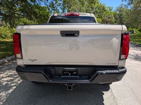 New 2026 Chevrolet Colorado ZR2 w/ Technology Package AWD/4WD image 7