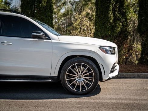 Used 2022 Mercedes-Benz GLS 450 4MATIC w/ AMG Line Exterior image 12
