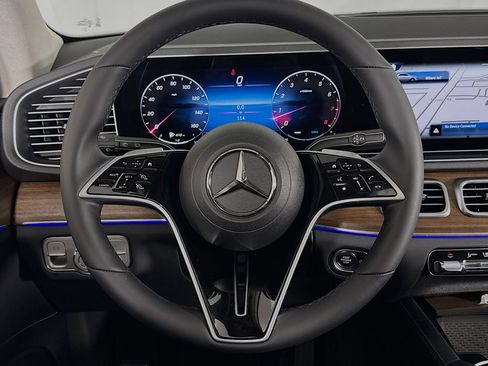 New 2026 Mercedes-Benz GLE 350 4MATIC image 17