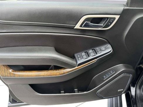 Used 2018 GMC Yukon XL Denali w/ Denali Ultimate Package AWD/4WD image 22