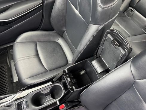 Used 2020 Toyota Corolla XLE FWD image 26