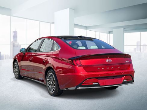 Used 2023 Hyundai Sonata Limited FWD image 3