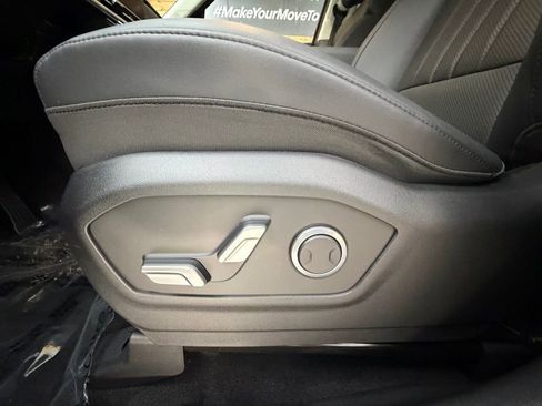 Used 2025 Hyundai Santa Fe XRT image 25