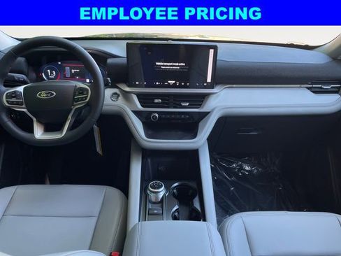 New 2026 Ford Explorer Active w/ Active Comfort Package AWD/4WD image 10