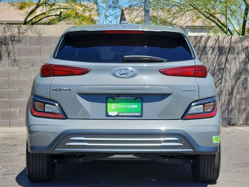 Used 2023 Hyundai Kona SE image 8