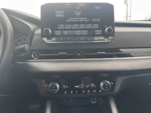 Used 2024 Mitsubishi Outlander SE Black Edition AWD/4WD image 22
