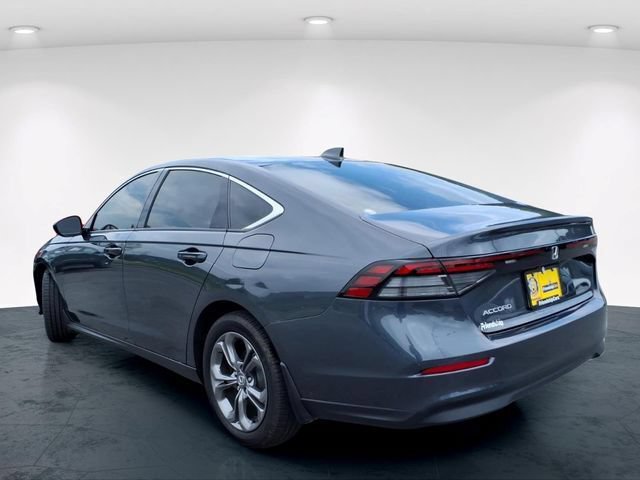 Used 2023 Honda Accord EX image 12